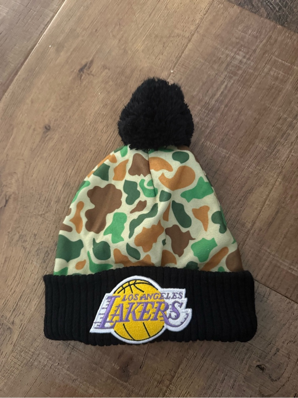 Los Angeles Lakers Camo Pom Beanie Hat